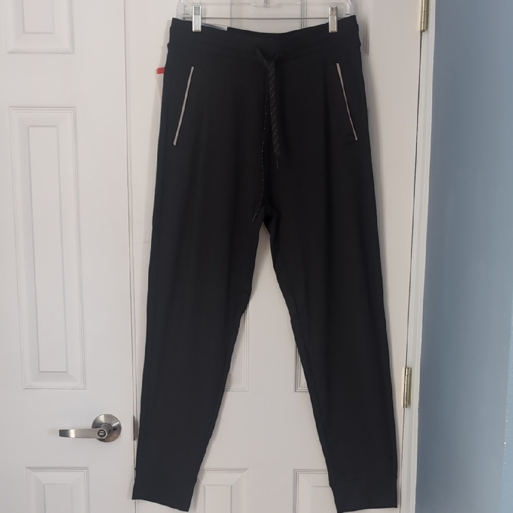 32 Degrees Dark Green Joggers with Tapered Leg and Elastic Waist